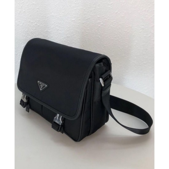 Replica Borsa a tracolla Prada in nylon 2VD769 nera Replica Borsa a tracolla Prada in nylon 2VD769 nera