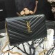 Replica Raccoglitore YSL Saint Laurent della catena di cuoio della Matelasse di Green Grained Replica Raccoglitore YSL Saint Laurent della catena di cuoio della Matelasse di Green Grained