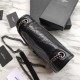 Replica Portafoglio a catena YSL Saint Laurent Niki in pelle nera increspata vintage Replica Portafoglio a catena YSL Saint Laurent Niki in pelle nera increspata vintage