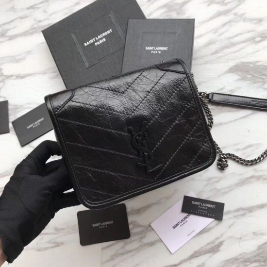 Replica Portafoglio a catena YSL Saint Laurent Niki in pelle nera increspata vintage Replica Portafoglio a catena YSL Saint Laurent Niki in pelle nera increspata vintage