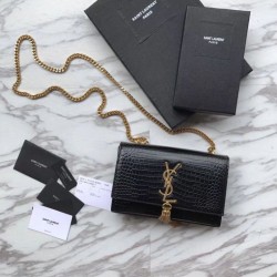 Portafoglio catena YSL Saint Laurent Mini Kate in pelle stampata coccodrillo hardware in oro nero