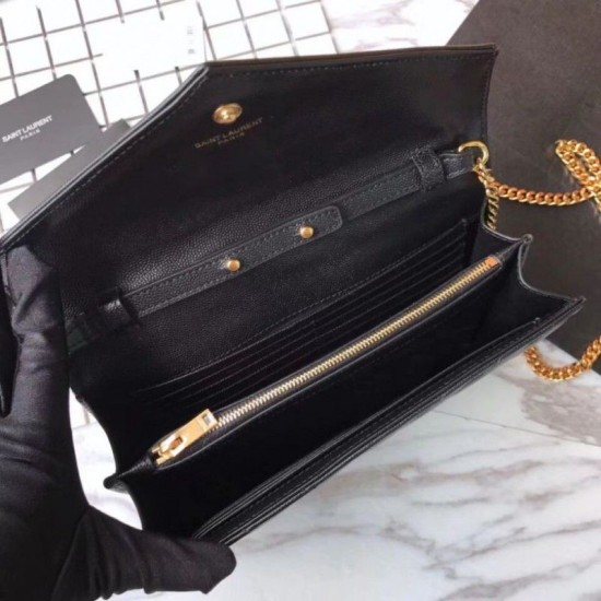 Replica YSL Saint Laurent Granulato Matelasse Chain Portafoglio Nero Replica YSL Saint Laurent Granulato Matelasse Chain Portafoglio Nero