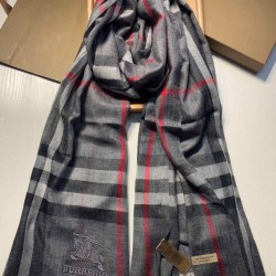 Scialle Burberry Aquatic Cashmere Small Check 75 x 220 Grigio