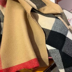 Burberry classico grande scialle in cashmere a quadri 60 x 180 marrone