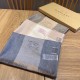 Replica Sciarpa Burberry classica in cashmere con motivo tartan e ricamo cavallo 100 x 200