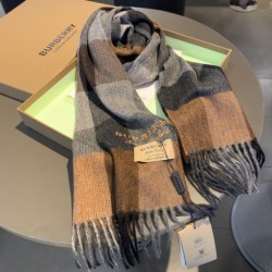 Sciarpa Burberry Classic Cashmere 30 x 200 Sciarpa Burberry Classic Cashmere 30 x 200