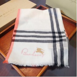 Scialle Burberry Bady Cashmere 100 x 200