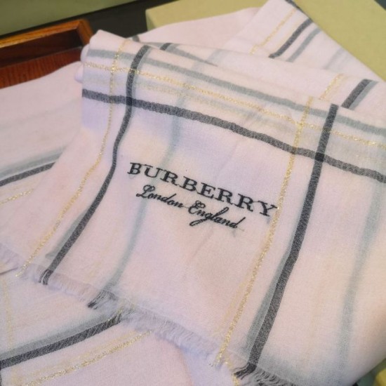 Replica Sciarpa Burberry in filato lurex color block in cashmere con motivo tartan 90 x 200