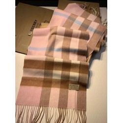 Burberry scialle classico in cashmere con motivo check medio 40 x 180
