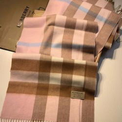 Burberry scialle classico in cashmere con motivo check medio 40 x 180