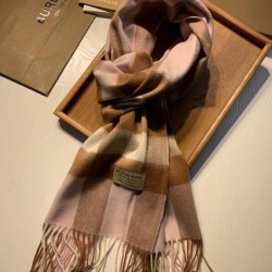 Burberry scialle classico in cashmere con motivo check medio 40 x 180