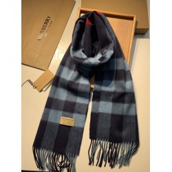 Burberry scialle classico in cashmere con motivo check medio 40 x 180