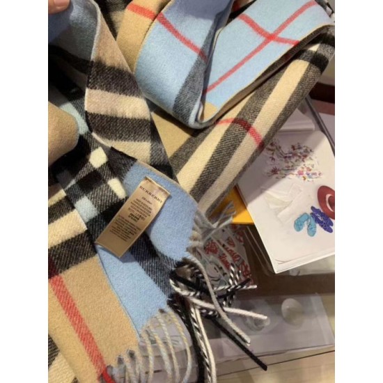 Replica Burberry Scialle in cashmere con motivo check classico 30 x 250
