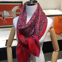 Hermes divertente scialle di seta cashmere testa di cavallo 140 rosso Hermes divertente scialle di seta cashmere testa di cavallo 140 rosso