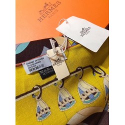 Scialle quadrato di seta cashmere esteso Hermes 140cm Giallo