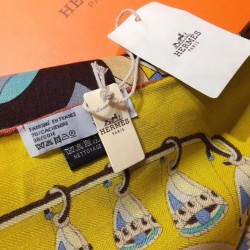 Scialle quadrato di seta cashmere esteso Hermes 140cm Giallo