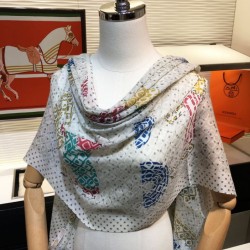 Sciarpa in cashmere con cavallo Hermes Pop Style 110 x 200 grigia